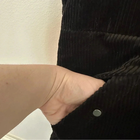 BlankNYC Men’s Black Corduroy Puffer Vest with Snap Closure & Pockets Sz XL NWT - Picture 4 of 7